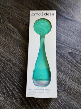 PMD Smart Facial Cleansing Device New In Box